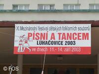 Mezinárodní folklorní festival Písní a tancem